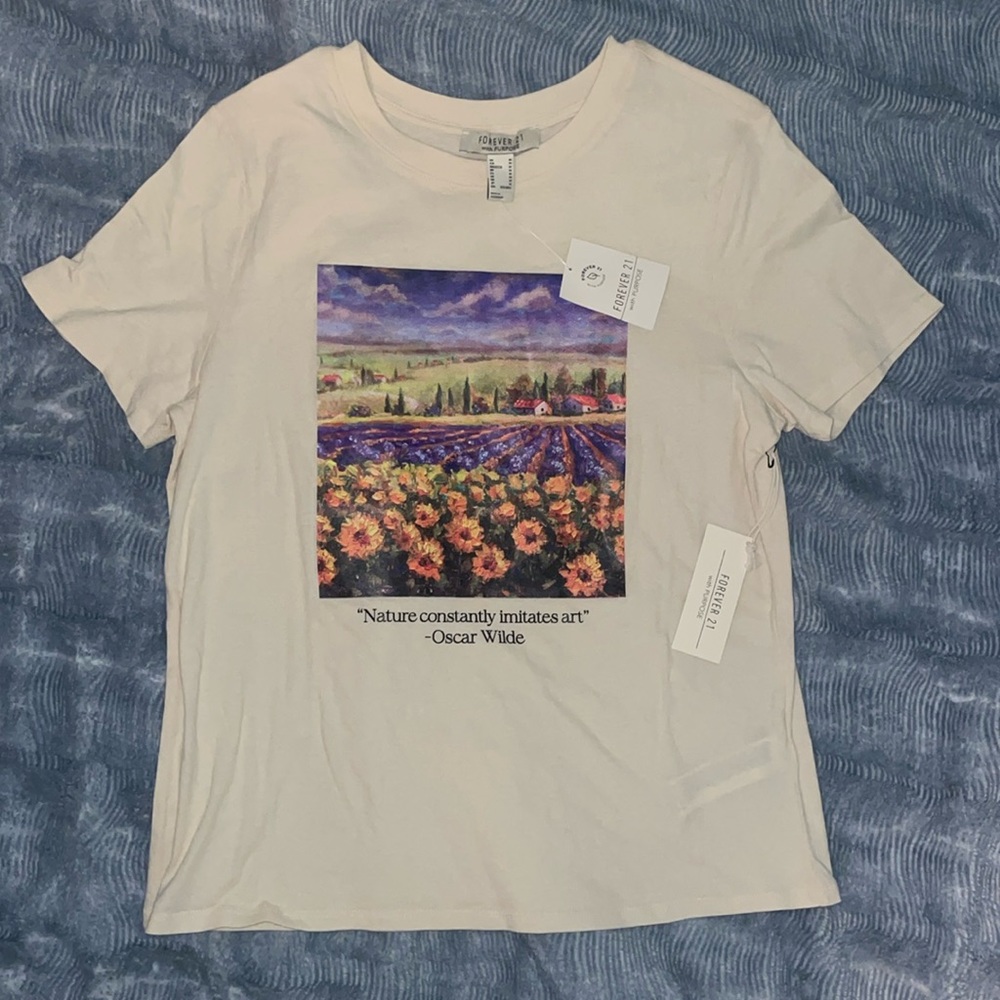 forever 21 graphic tee NWT !!